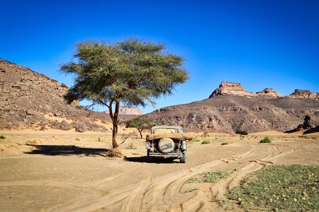 Jeep in Saharaのeditorial素材