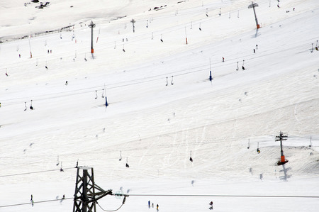 People skiing in ski slopes in Pas de la Casa, Andorra のeditorial素材