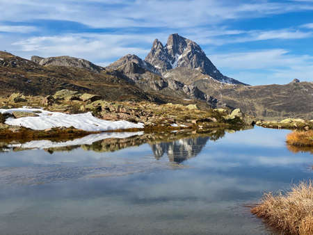 views of mountains and lakes in Anayet, in the Portalet area, in the Aragonese Pyrenees near the French border. Huesca, Spain. landscapeの写真素材