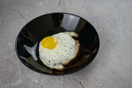 fish-shaped fried egg. foodの写真素材