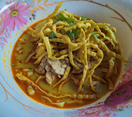 Khao Soi in a cup delicious looking You can see the ingredients. It tastes delicious.の写真素材