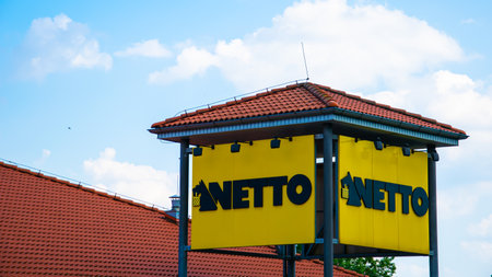 net supermarket store logo, Bytom Polandのeditorial素材