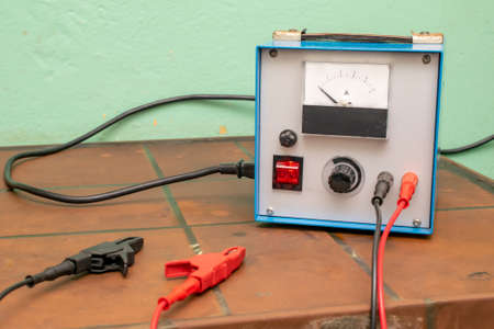 laboratory galvanic power supply for electrolysis