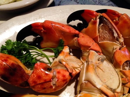 Steamed and cracked stone crab claws. Season in Florida is from October 15th to May 15.の写真素材