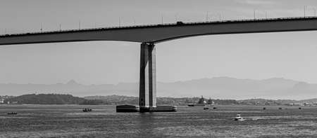 Presidente Costa e Silva Bridge, popularly known as the Rio-NiterÃ³i Bridge, over the Guanabara Bay.のeditorial素材