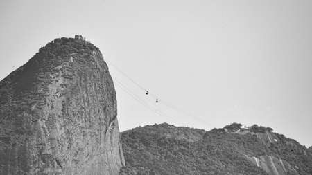 Rio de Janeiro, Brazil - CIRCA 2021: Image of Sugarloaf Mountain, Sugarloaf Mountain, with the Cable Car that makes the crossing highlighted during the dayのeditorial素材