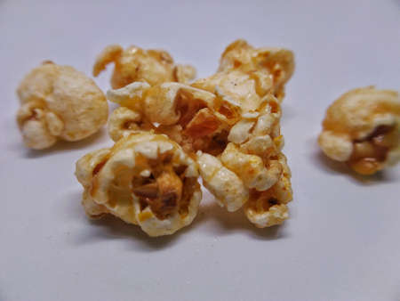 photo of popcorn food on the tableの写真素材