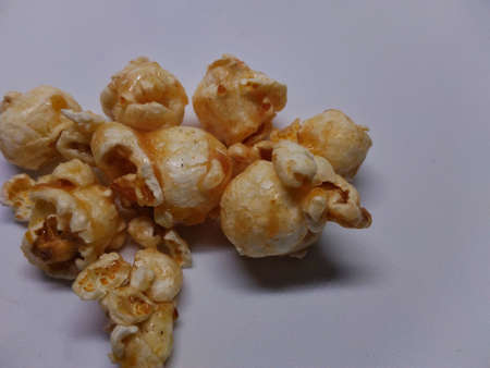 photo of popcorn food on the tableの写真素材