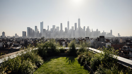 View of Manhattan from Brooklyn Bridge.の素材
