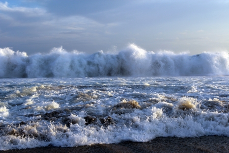 Tidal Wave Crashの写真素材