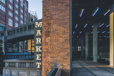 New York / Usa - July 28 2020: Market neon sign seen from High Line in Chelsea. New York City. The market has lots of stores, restaurants and food markets.のeditorial素材