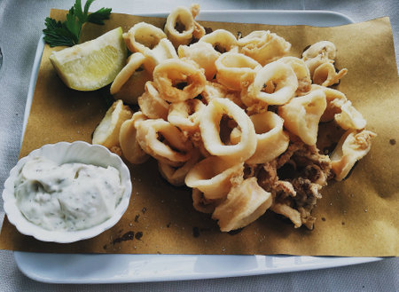 Calamari manu