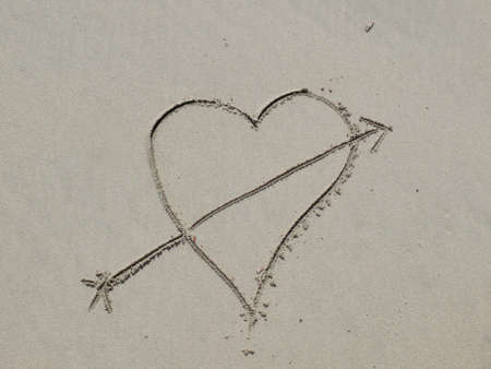 Heart in the sandの写真素材