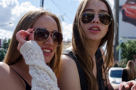 Two girlfriends enjoing time together during the summerの写真素材