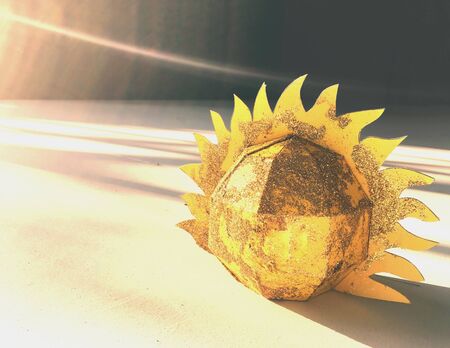 Sun ray during sunsetの素材