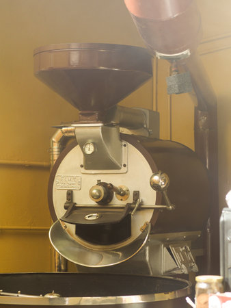 raw green coffee beans from bio ethical agriculture in costa rica roasted in Cremona Italy at Denti Torrefazioneのeditorial素材