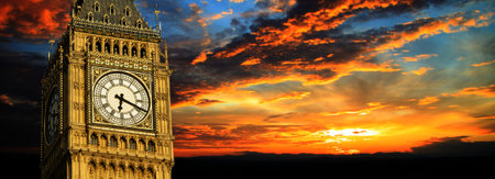Big Ben at sunset panorama, Londonの写真素材
