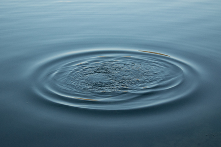 waterdrop on lake idroの写真素材