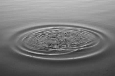 waterdrop on lake idroの写真素材