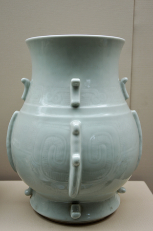 Qingbai floral statue of Qing dynastyのeditorial素材