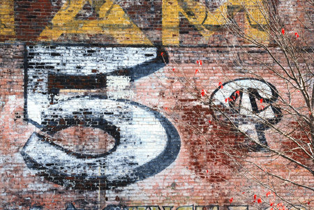 5-cent Cigar Ghost Sign on a side of building at in a mall city in Oregonの写真素材