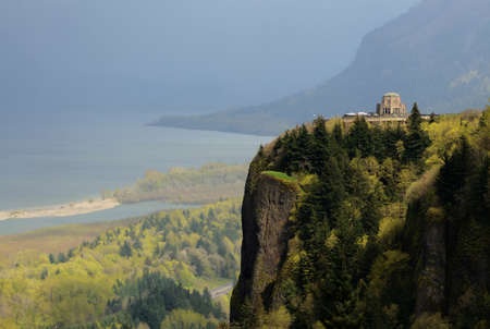 Vista House was built in 1917 on one of the most beautiful scenic points on the Historic Columbia River Highway, Crown Point, near Portland Oregonのeditorial素材