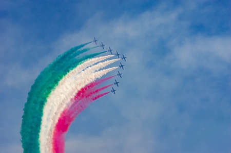 Air show Frecce Tricolori 2022-05-15 a Genova, Italyのeditorial素材