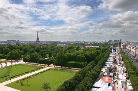Aerial view on Paris, France.のeditorial素材