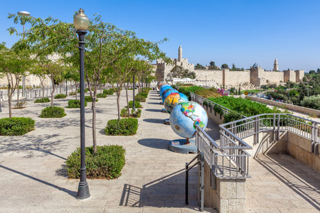 JERUSALEM, ISRAEL - AUGUST 21, 2013  18 oversized globes in exposed in Old City of Jerusalem as part of Cool Globes open air public art exhibition show ideas for solutions and raise awareness for the problem of global warming のeditorial素材