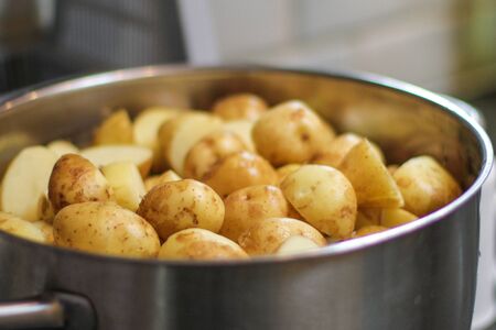 Bowl of freshly boiled potatoes ready for servingの写真素材