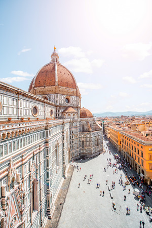 Top cityscape view on the dome of Santa Maria del Fiore church and old town in Florenceの写真素材