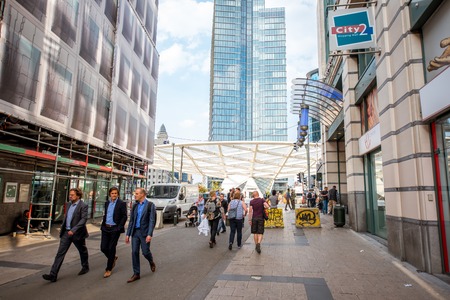 People on the Neuve street in Brusselsのeditorial素材