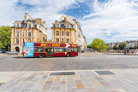 Tourist bus in Parisのeditorial素材