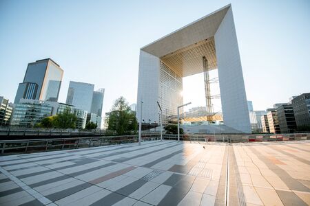 PARIS, FRANCE - September 02, 2018: View on the square with Grand Arch, the monument and building in the business district of La Defense during the morning light in Parisのeditorial素材