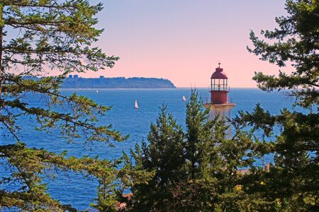 LIGHTHOUSE HORIZONTALの写真素材