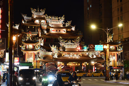 Songshan Ciyou Temple at night in Taipei, Taiwanのeditorial素材