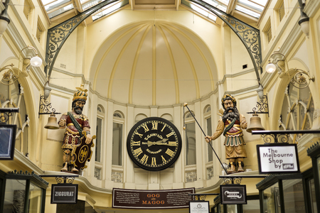 The Royal Arcade is known for the large carved mythic figures of Gog and Magog flanking Gaunt's clock at the southern entry.のeditorial素材