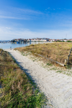 Portonovo, Spain, September 6, 2023.Baltar Beach in Portonovo, in the municipality of Sangenjo in Pontevedra, Galicia.のeditorial素材