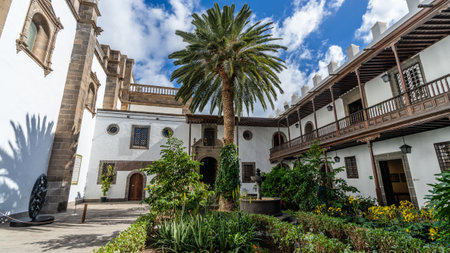 Patio of the Cathedral of Santa Ana in Las Palmas de Gran Canaria, Canary Islands, Spain.の写真素材