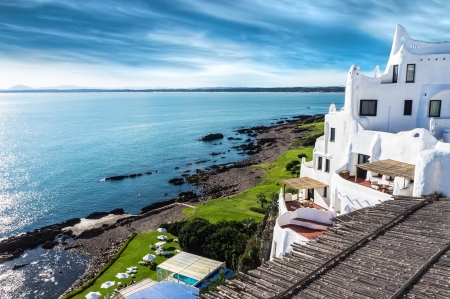 A view of the Casapueblo resort located in Punta Ballena, Uruguay and built by the famous uruguayan artist Carlos Paez のeditorial素材