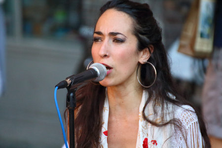 Ferrara, Italia - August 30, 2015: The Ferrara Buskers Festival is dedicated to the art of the street.のeditorial素材