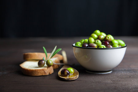 olive oil and breadの写真素材