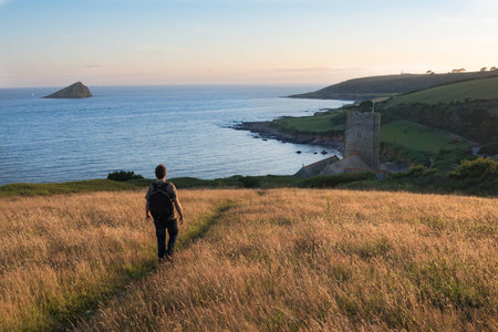 Hiking towards the oceanの写真素材