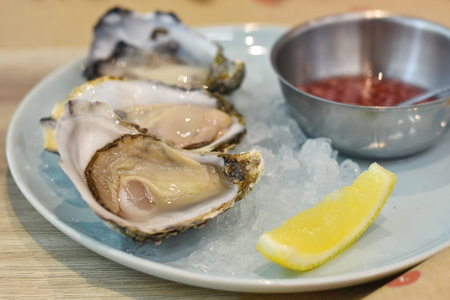 Fresh Oystersの写真素材