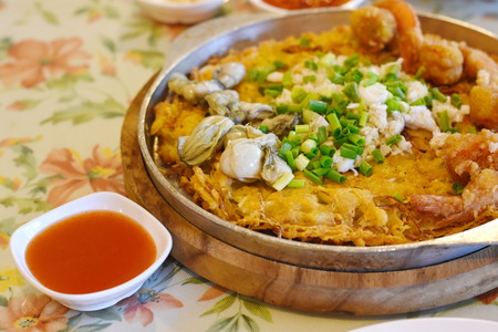 Crispy Oyster Omelette on hot panの写真素材