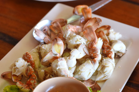 steamed crab paddle-leg