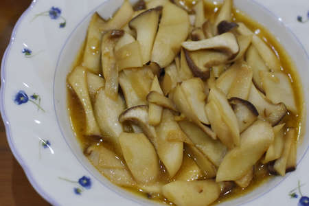 Stir fried mixed mushrooms with garlic butterの写真素材