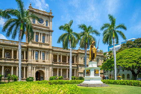 Kamehameha statues and State Supreme Court, hawaiiのeditorial素材