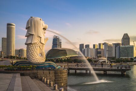 Singapore, Singapore - February 6, 2020: Merlion Statue at Marina Bay, a mythical creature with a lion's head and the body of a fishのeditorial素材