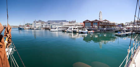 Cape Town, Western Cape, South Africa, 11/01/2017. Seafront of Cape Town. The Waterfront in Cape Town looking towards Table Mountain.のeditorial素材